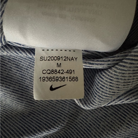 Set of 2 Nike Yoga Strappy Ribbed Tank Tops Blue and Pink Women’s size Medium - Picture 16 of 16